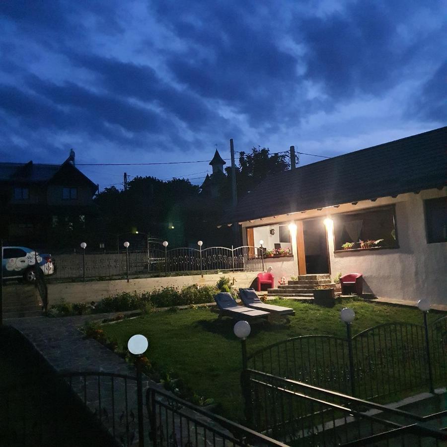Apartament Casa Sofia Baltatesti Zewnętrze zdjęcie