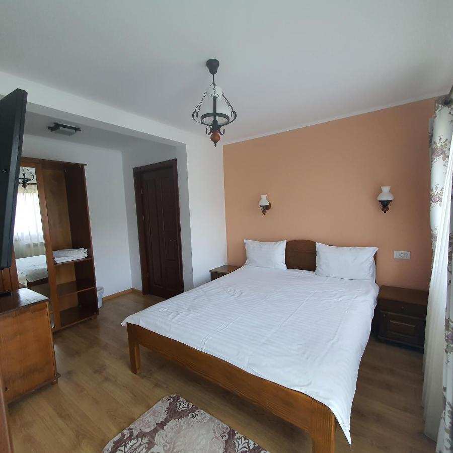 Apartament Casa Sofia Baltatesti Zewnętrze zdjęcie