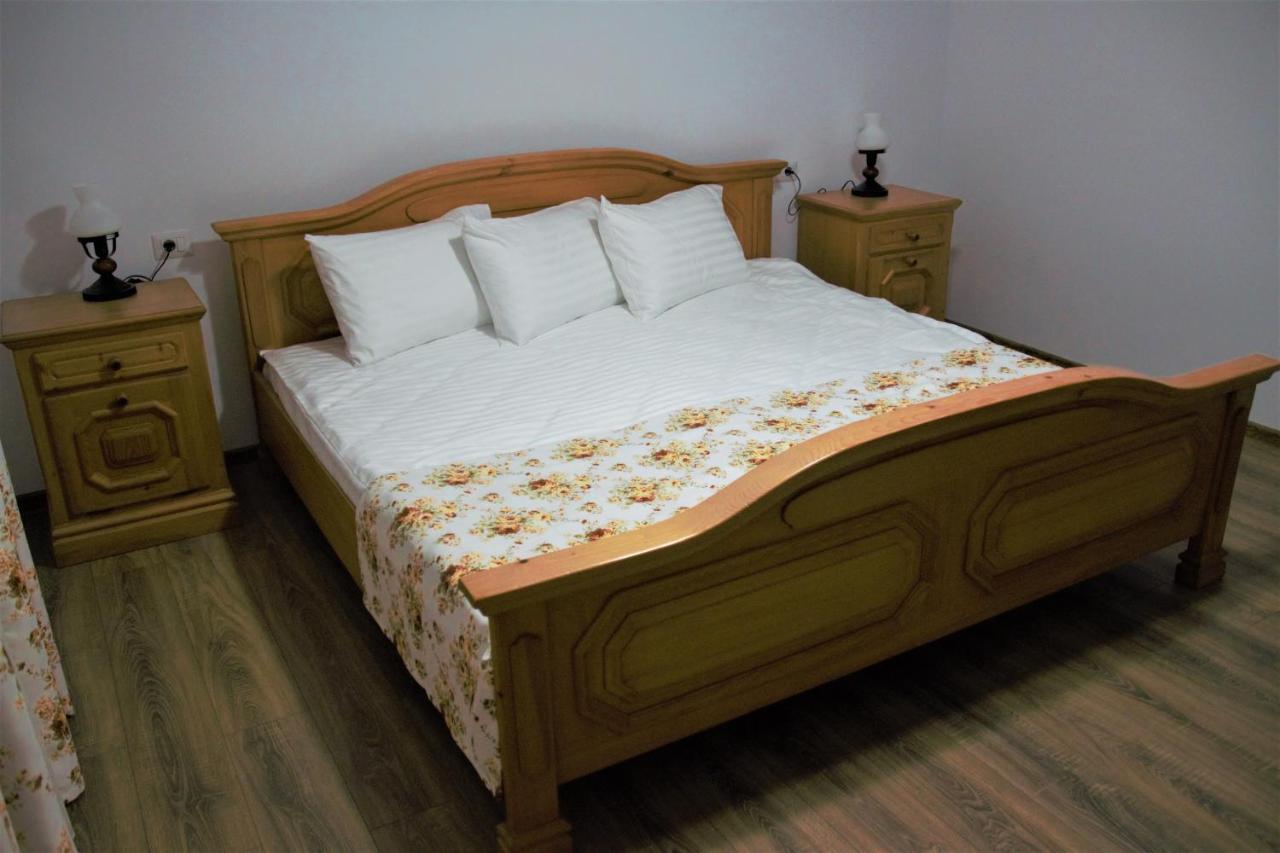 Apartament Casa Sofia Baltatesti Zewnętrze zdjęcie
