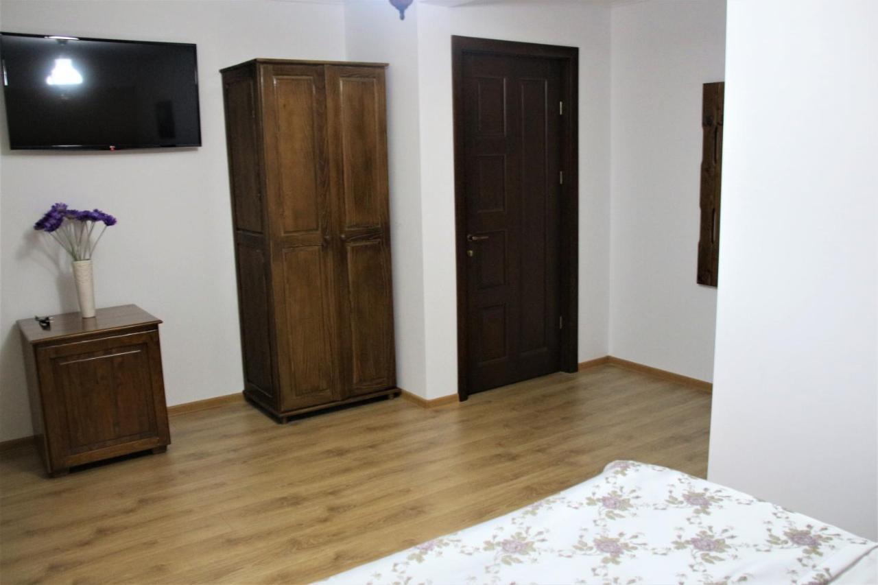 Apartament Casa Sofia Baltatesti Zewnętrze zdjęcie